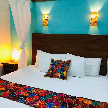 El Roble Nature Hotel & Lagoon バカラル エクステリア 写真